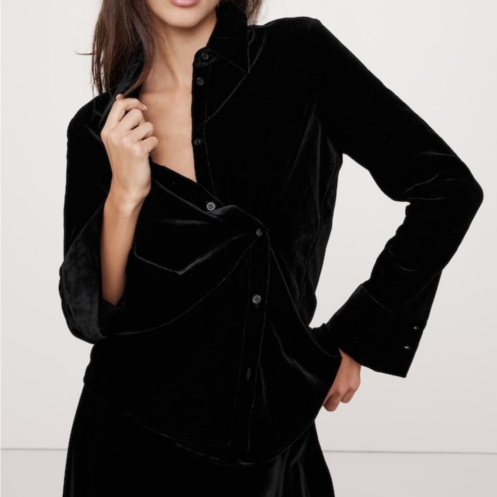 Banana Republic Black Velvet Button Down Top